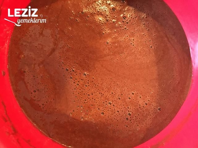 Büyük Borcamda Tam Kıvamında Islak Kek