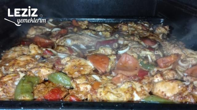 Fırında Tavuk Nasıl Yapılır?