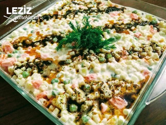 Makarnalı Rus Salatası Tarifi