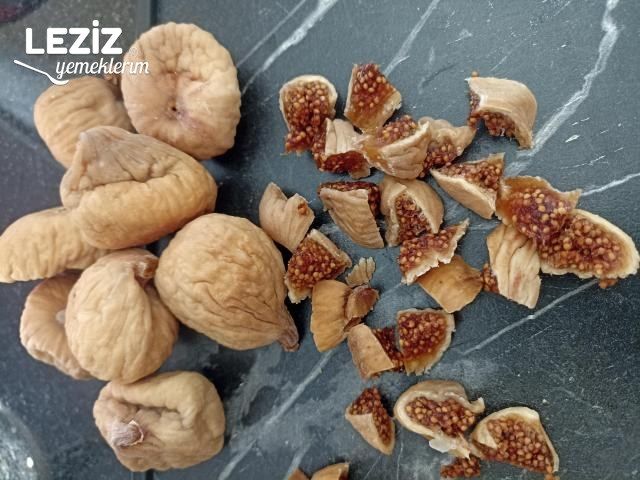 Muhallebili İncir Tatlısı Tarifi