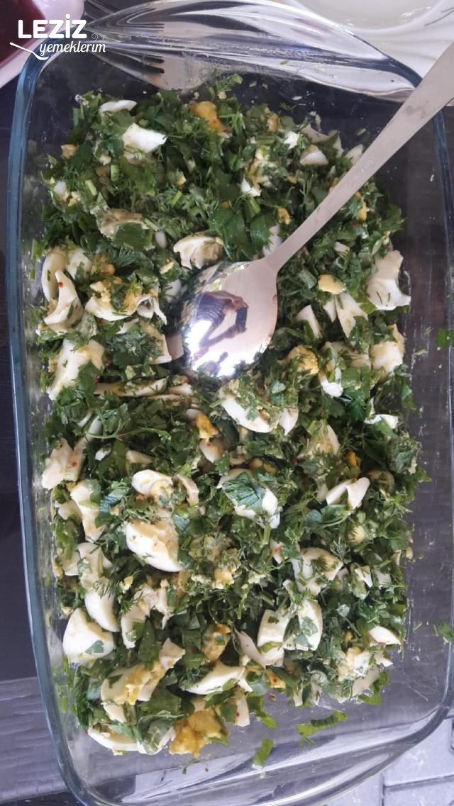 Bol Maydanozlu Yumurta Salatası