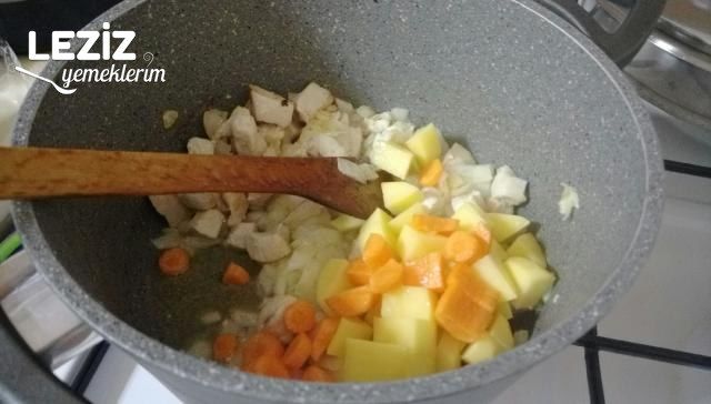 Tavuklu Brüksel Lahanası