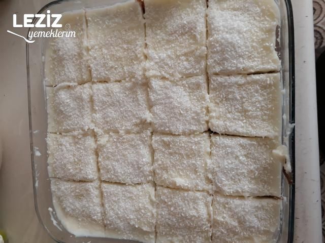 Kıbrıs Tatlısı (Yarım Saatte Hazır)