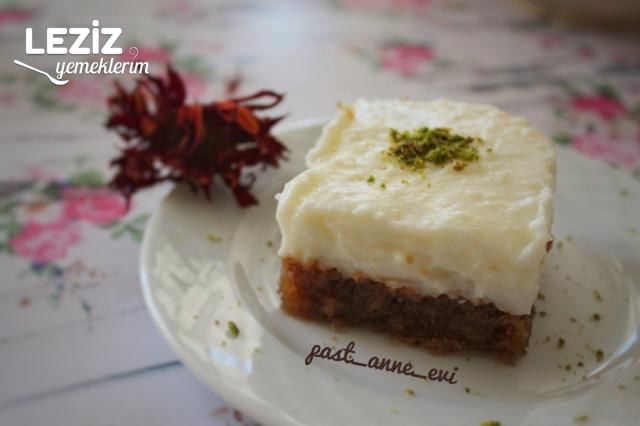 Kıbrıs Tatlısı (Yarım Saatte Hazır)