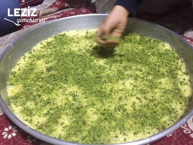 Antep Usulü Fıstıklı Kadayıf