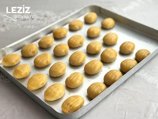 Şekerpare Tatlısı Tarifi (Tam Kıvamında)