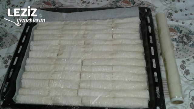 Baklavalık Yufkadan Peynirli Çıtır Börek Tarifi