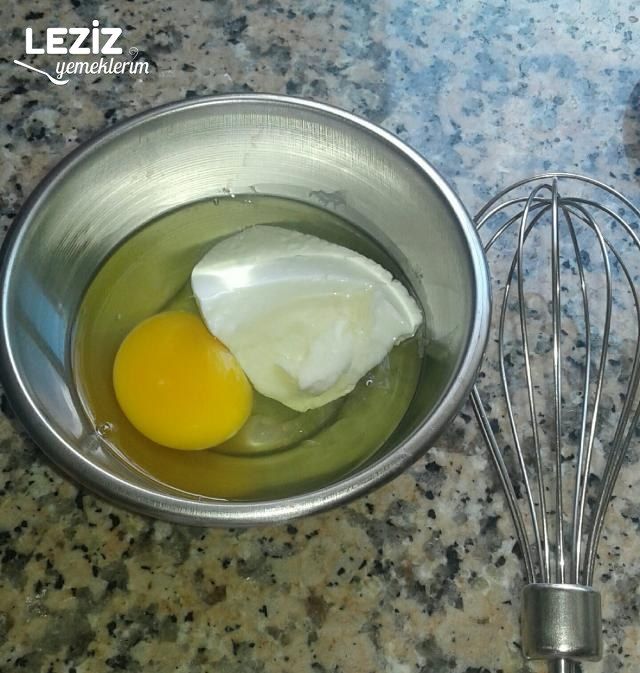 Baklavalık Yufkadan Peynirli Çıtır Börek Tarifi