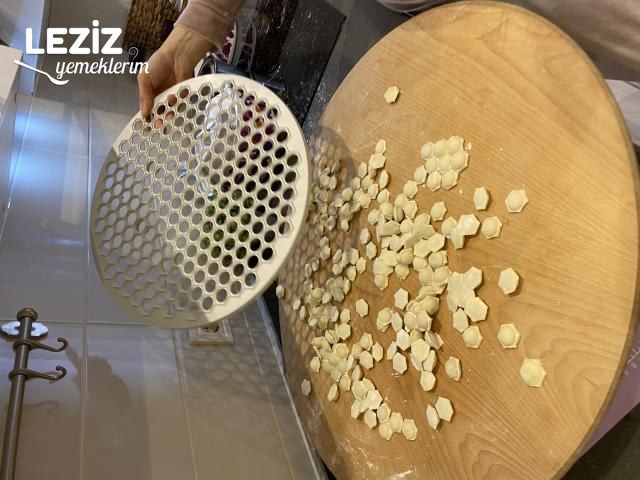 Evde Mantı Tarifi, Evde Mantı Nasıl Yapılır?