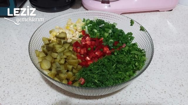 Nefis Bezelye Salatası