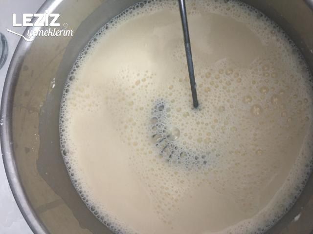 Baton Çilekli Sütlü Tatlı