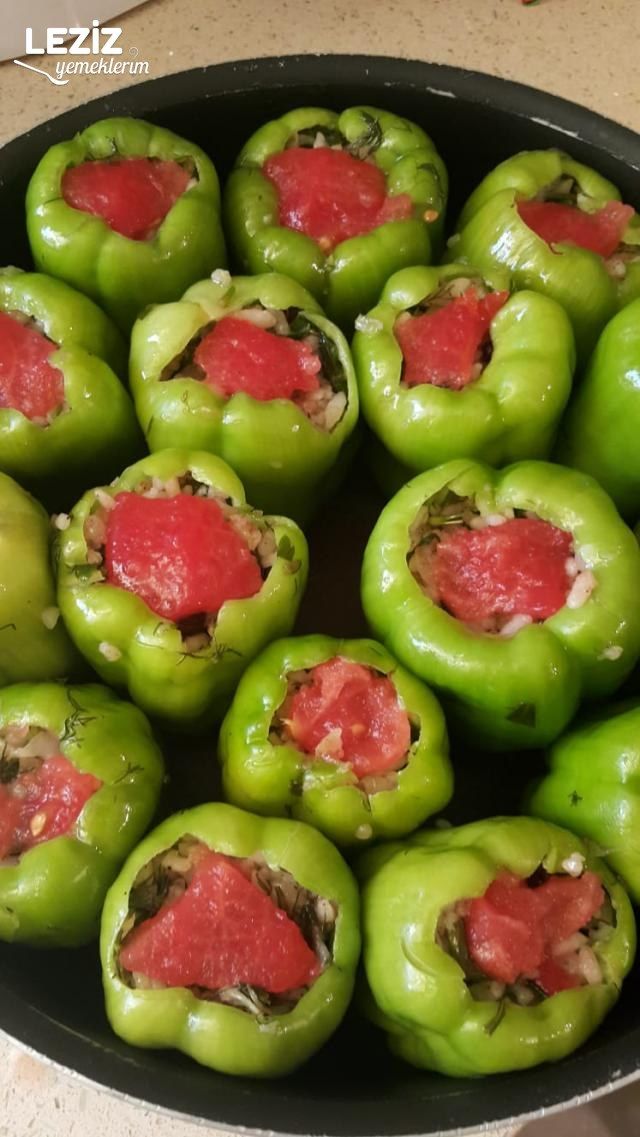 Nefis Zeytinyağlı Biber Dolması Tarifi