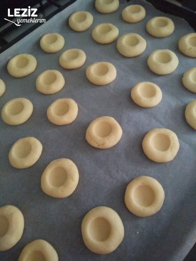 Nefis Çikolatalı Un Kurabiyesi