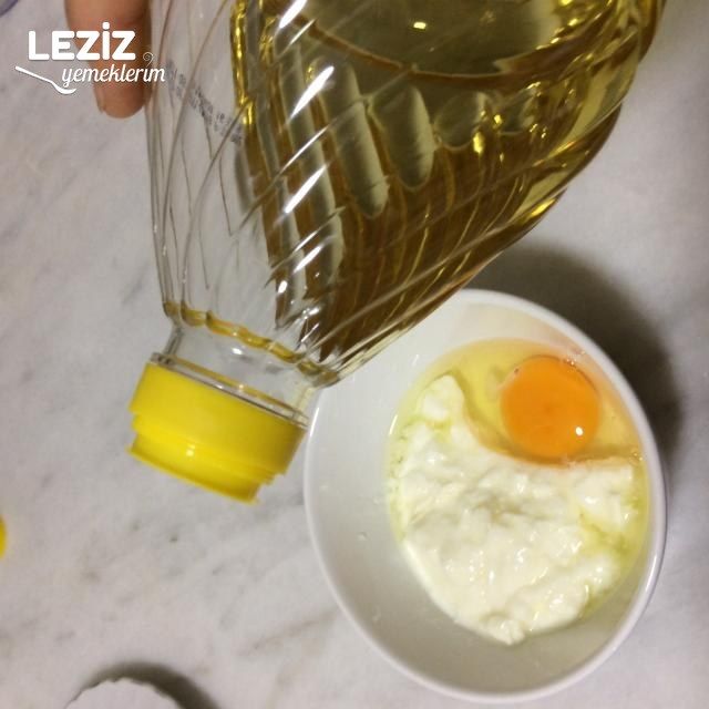 Pratik Peynirli Tava Böreği