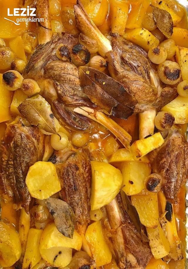 Nefis Fırında Kuzu İncik