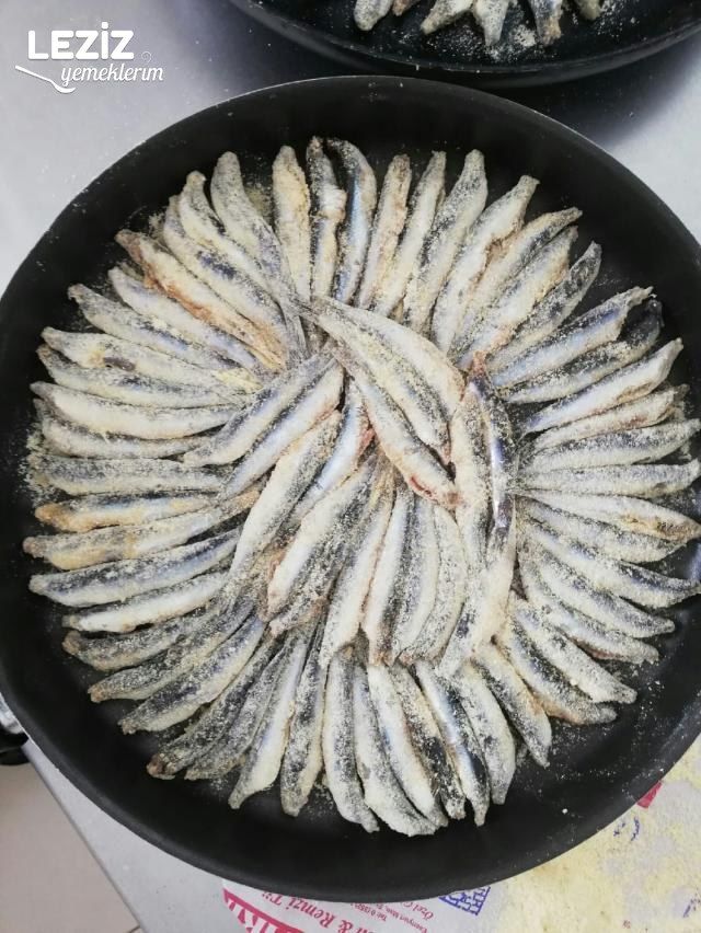 Hamsi Tava (Aşama Fotoğraflı)