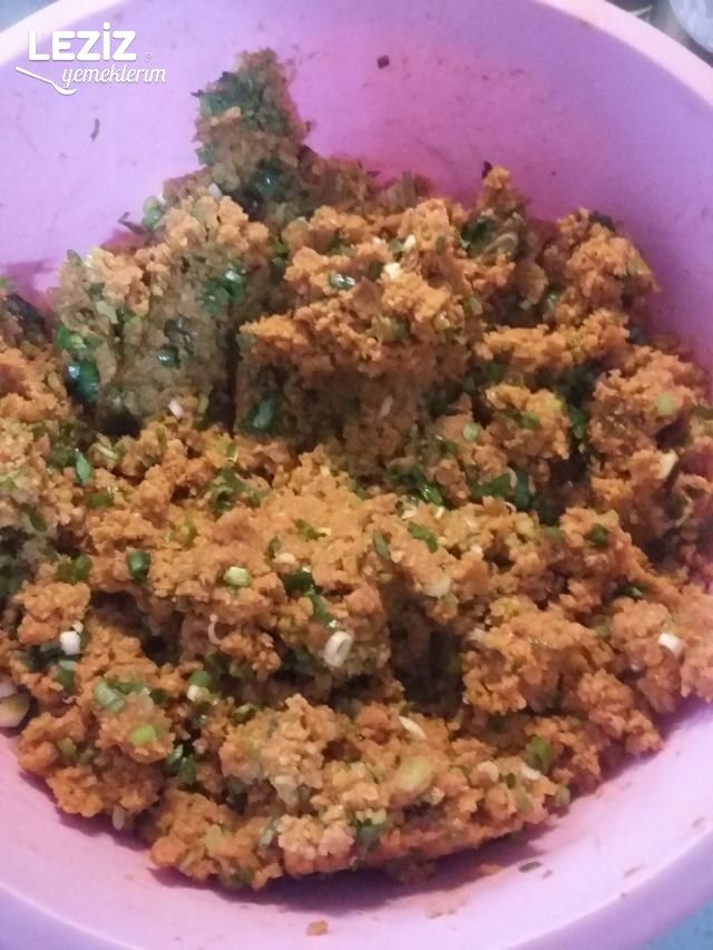 Kırmızı Mercimek Köftesi