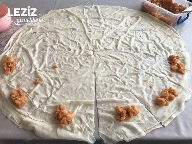 Patatesli Rulo Börek Yapımı