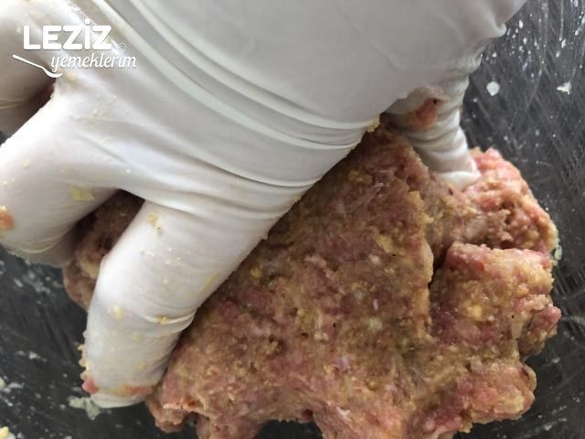 Ev Yapımı Hamburger Tarifi