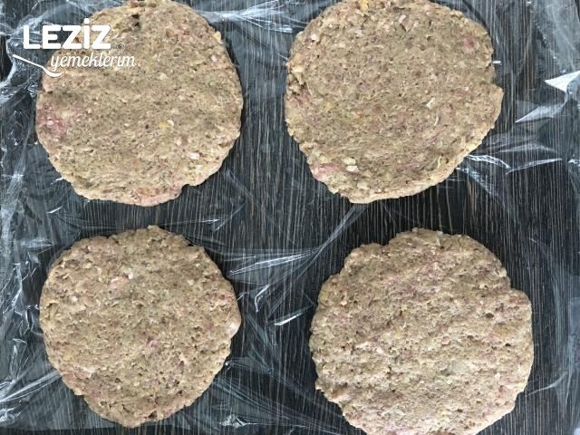 Ev Yapımı Hamburger Tarifi