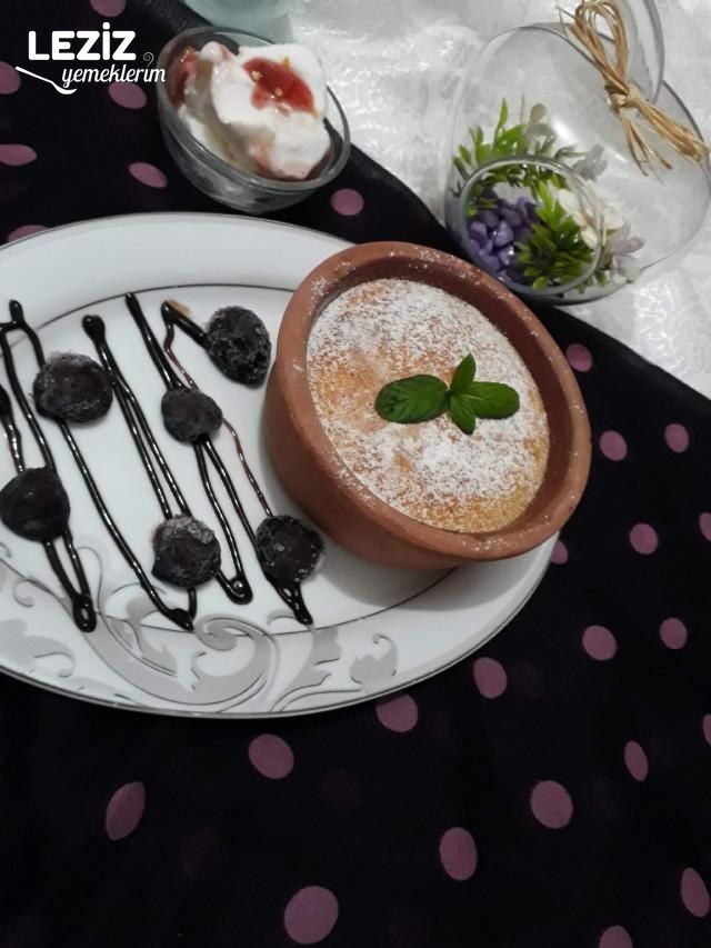 Karamel Soslu Beyaz Çikolatalı Sufle