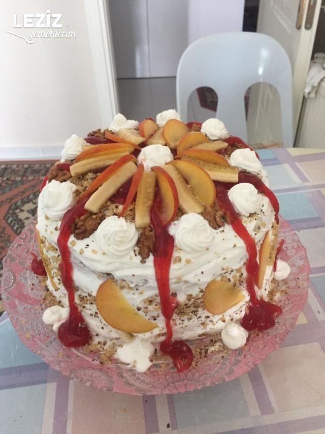 Meyveli Pasta (4 Katlı)