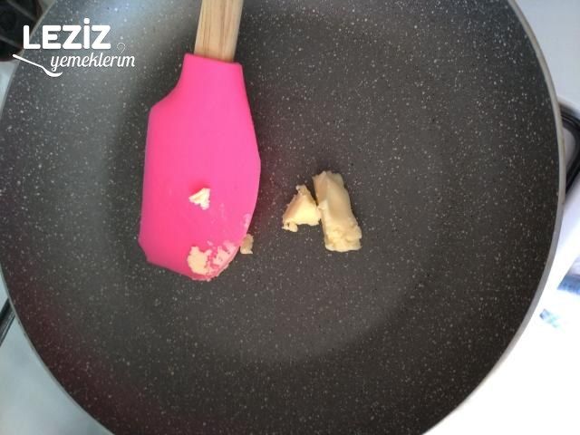 Kaşarlı Maydanozlu Dereotlu Omlet