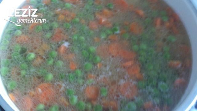 Tavuklu Bezelyeli Pilav