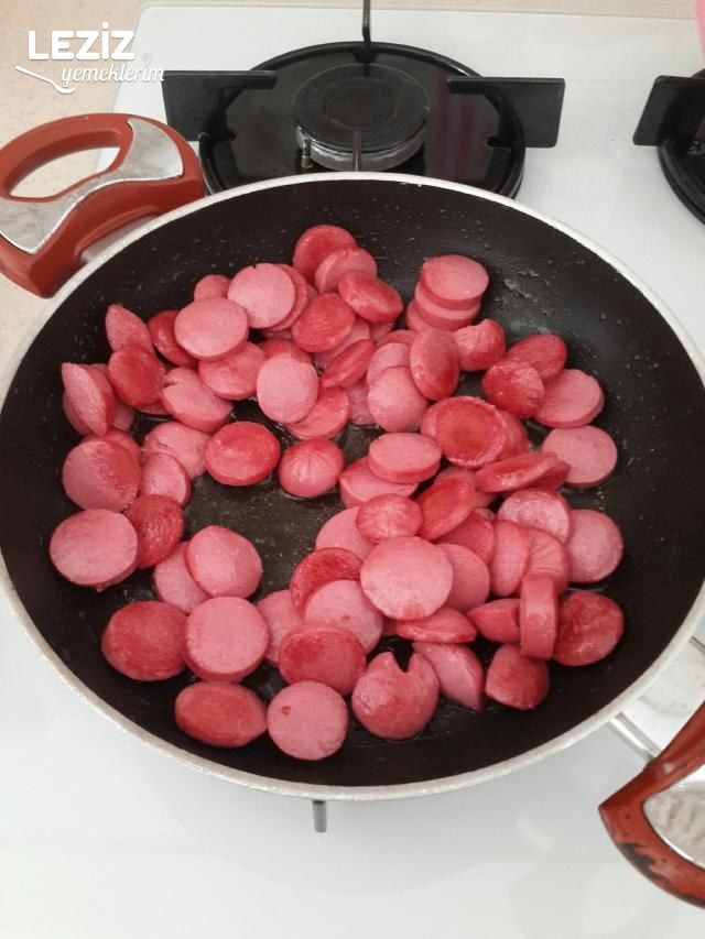 Yumurtalı Sosis Kavurma