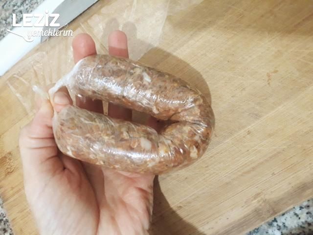 Evde Sucuk Nasıl Hazırlanır? (Fotoğraflı Anlatım)