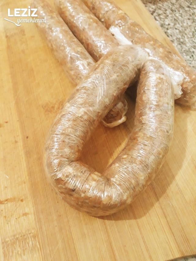 Evde Sucuk Nasıl Hazırlanır? (Fotoğraflı Anlatım)