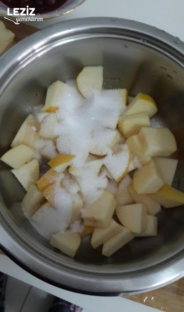 Vişneli Ayva Tatlısı Nasıl Yapılır?