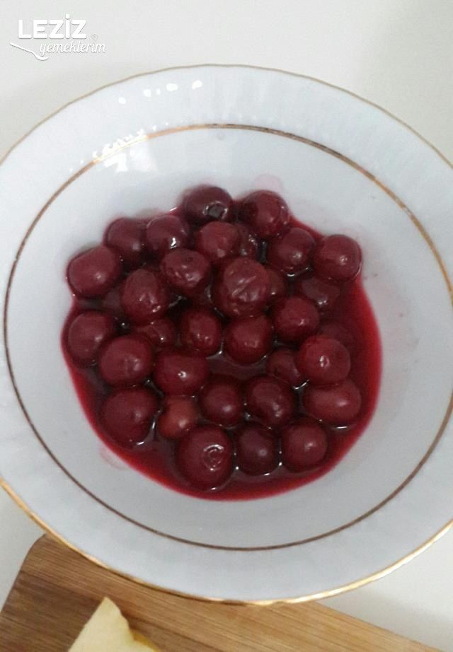 Vişneli Ayva Tatlısı Nasıl Yapılır?