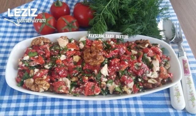 Kahvaltıya Köz Biberli Çökelekli Şahane Salata