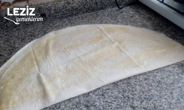 Pratik Peynirli Çıtır Börek