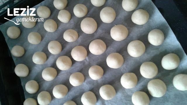 Misket Kurabiye Nasıl Yapılır?