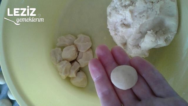 Misket Kurabiye Nasıl Yapılır?