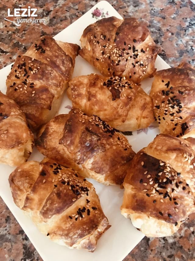 Yoğurtlu Kabarık Börek