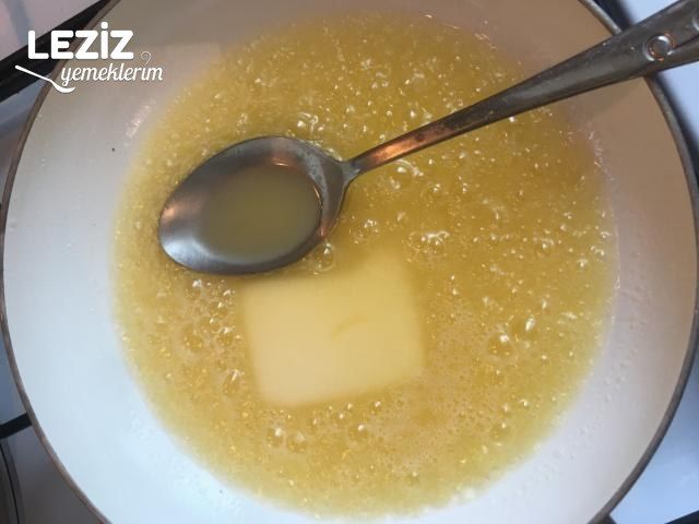 Yoğurtlu Kabarık Börek