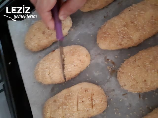 Simit Poğaça (Kaşarlı - Sucuklu)