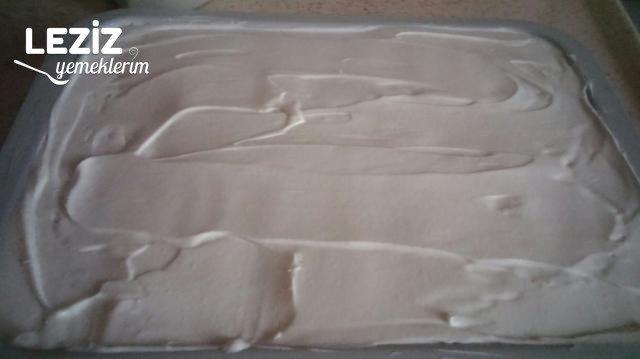 Kolay Kedidili Pastası Tarifi