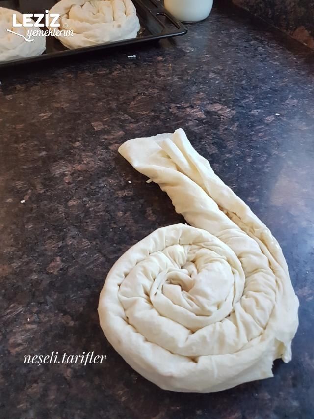 Yufkadan Çarşaf Böreği