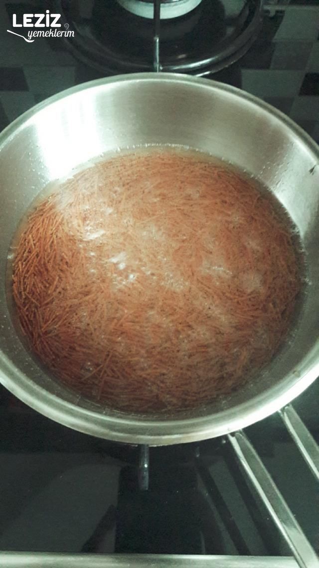 Şehriyeli Bulgur Pilavı (Bol Vitaminli Kemik Suyuna)