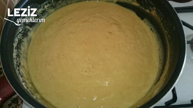 Yumurtalı Un Helvası