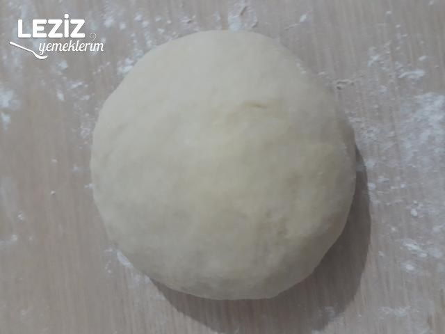 Peynirli Ve Sade Pamuk Poğaça