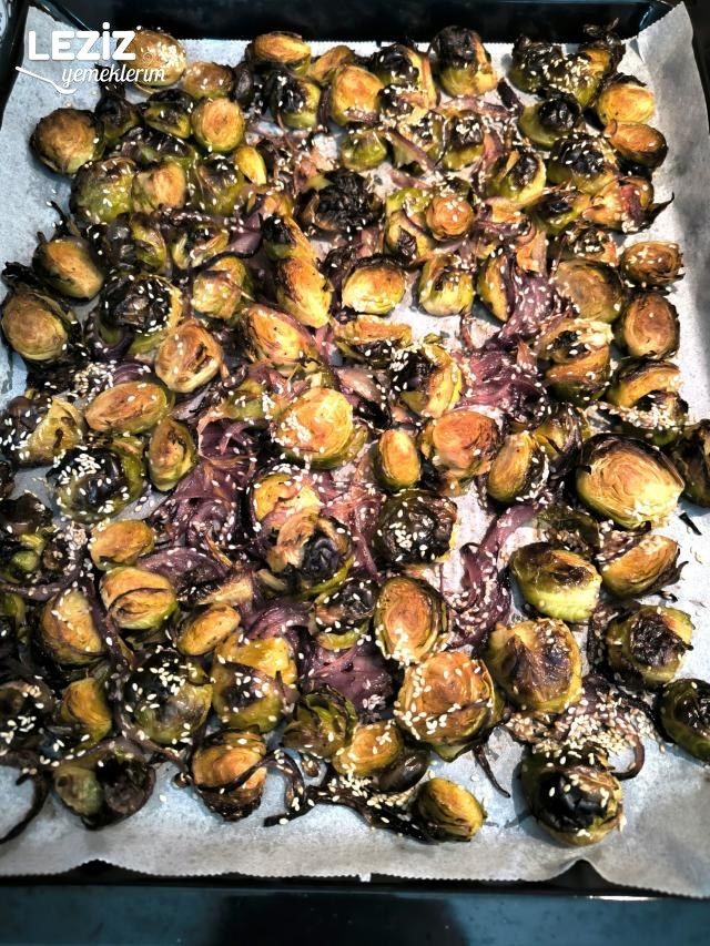 Yoğurt Yatağında Narekşili Brüksel Lahanası