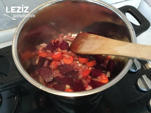 Pancar Çorbası Tarifi