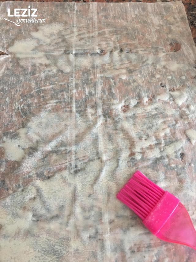 Baklava Yufkasından Çıtır Börek