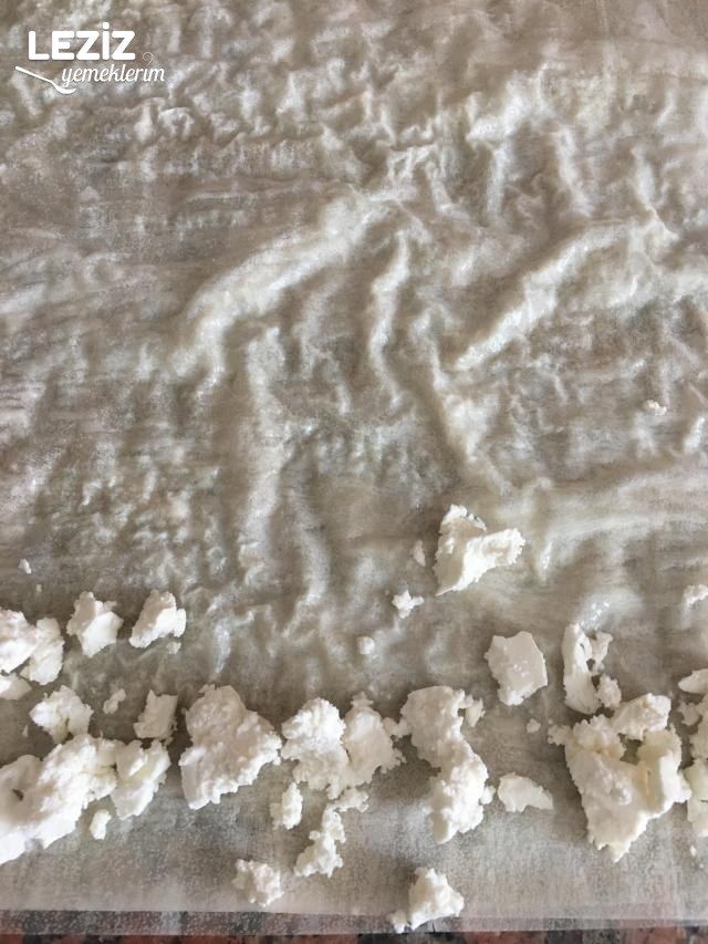 Baklava Yufkasından Çıtır Börek