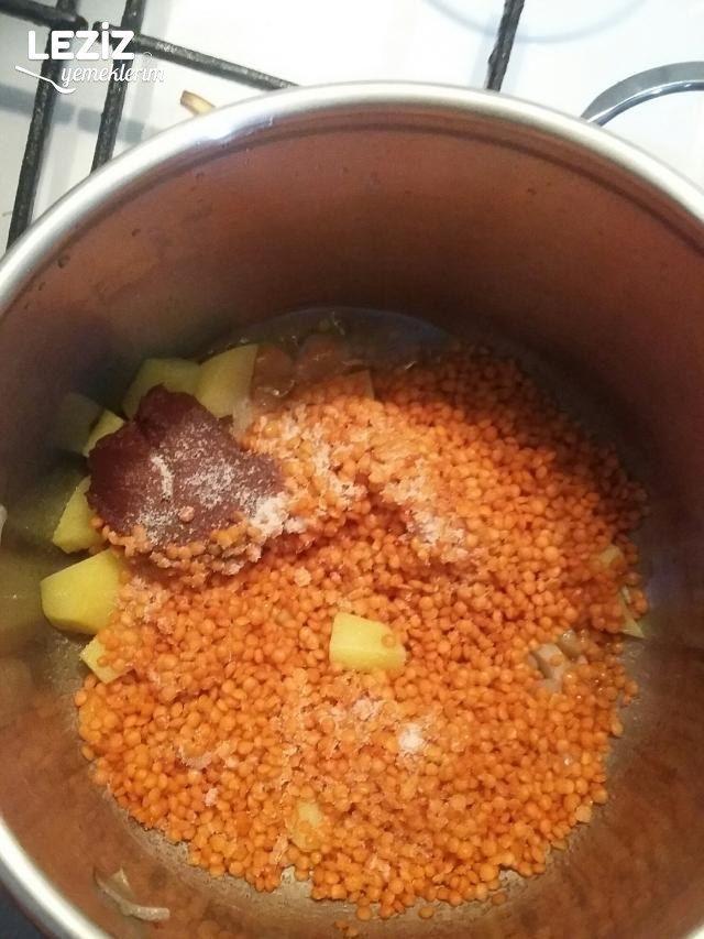 Sebzeli Mercimek Çorbası Tarifi